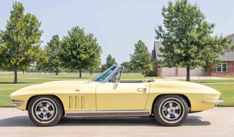 
								1966 Chevrolet Corvette Convertible 4-Speed full									
