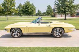 
										1966 Chevrolet Corvette Convertible 4-Speed full									