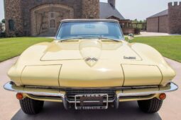 
										1966 Chevrolet Corvette Convertible 4-Speed full									
