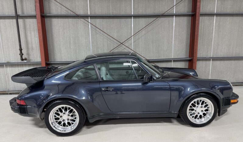 								1987 Porsche 911 Turbo Coupe full									