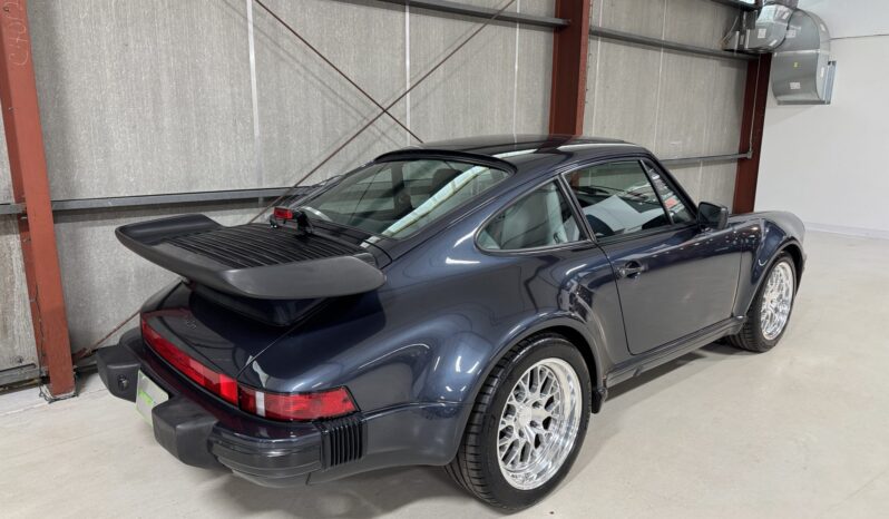								1987 Porsche 911 Turbo Coupe full									