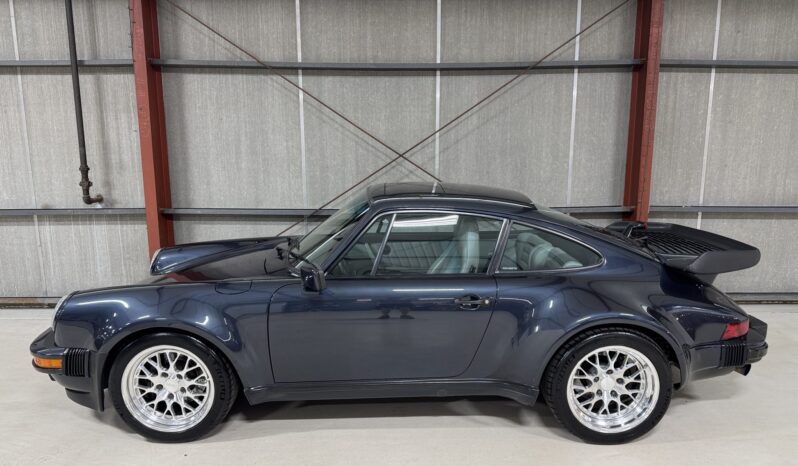 								1987 Porsche 911 Turbo Coupe full									