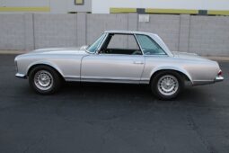 										1967 Mercedes 200-Series full									