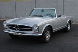 										1967 Mercedes 200-Series full									