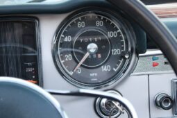 										1967 Mercedes 200-Series full									