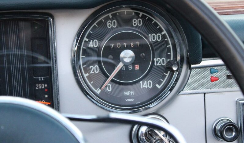 								1967 Mercedes 200-Series full									