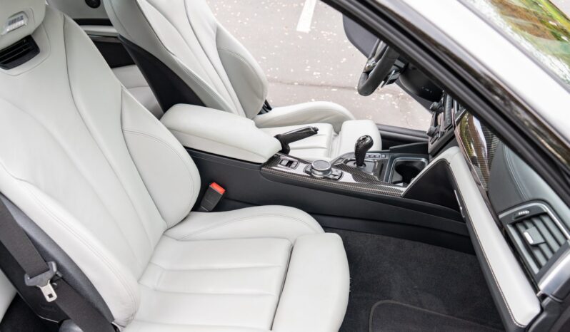 
								2017 BMW M4 Convertible Competition Package full									