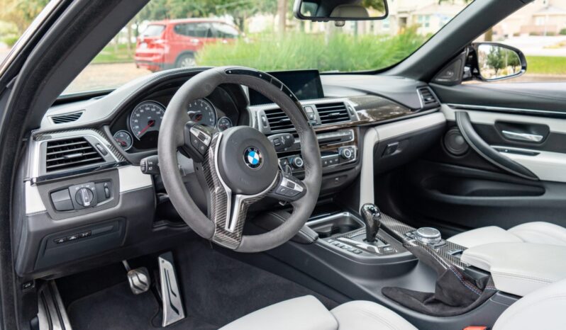 
								2017 BMW M4 Convertible Competition Package full									