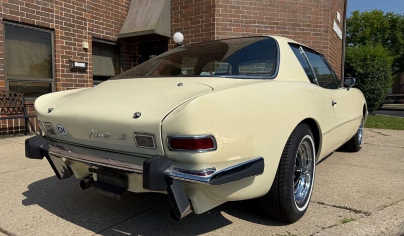 
								1976 Studebaker Avanti II Automatic full									