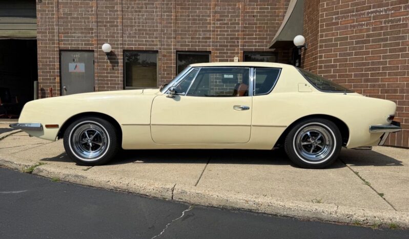 
								1976 Studebaker Avanti II Automatic full									