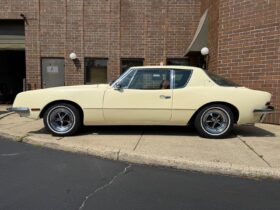1976 Studebaker Avanti II Automatic