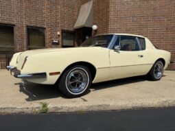 
										1976 Studebaker Avanti II Automatic full									