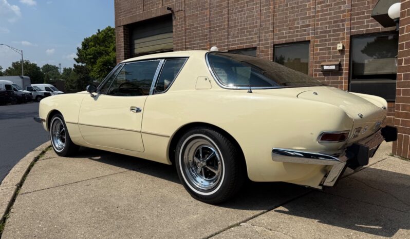 
								1976 Studebaker Avanti II Automatic full									