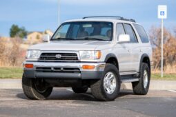 
										1998 Toyota 4Runner SR5 4WD full									