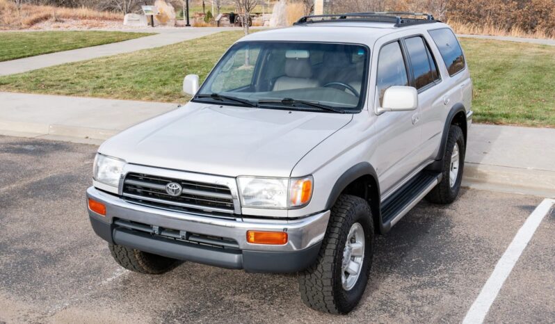 1998 Toyota 4Runner SR5 4WD 1
