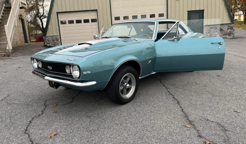 
								1967 Chevrolet Camaro Coupe 4-Speed full									