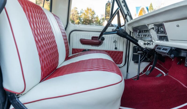 
								1970 Ford F-250 Sport Custom Highboy 4×4 full									