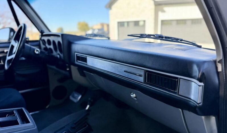 
								1991 Chevrolet K5 Blazer Silverado V1500 full									