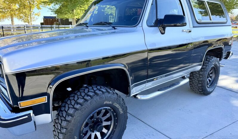 
								1991 Chevrolet K5 Blazer Silverado V1500 full									