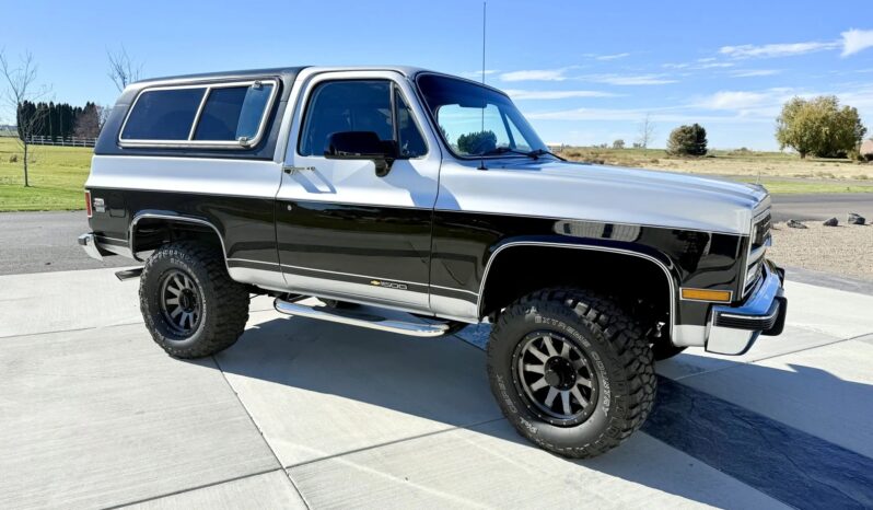 
								1991 Chevrolet K5 Blazer Silverado V1500 full									
