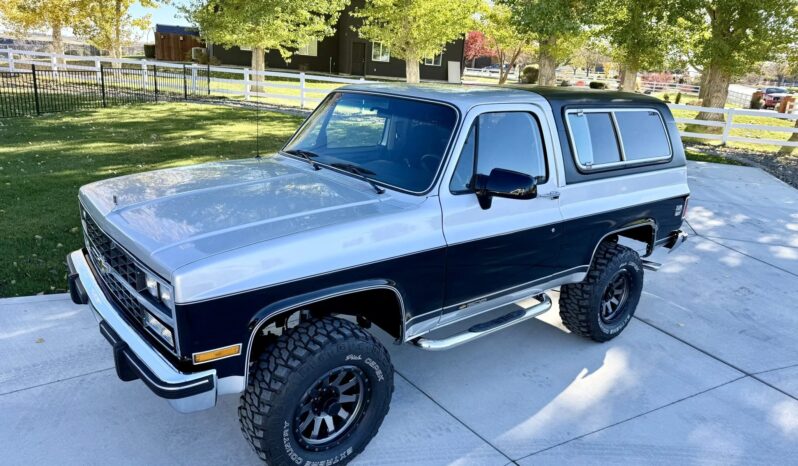 
								1991 Chevrolet K5 Blazer Silverado V1500 full									