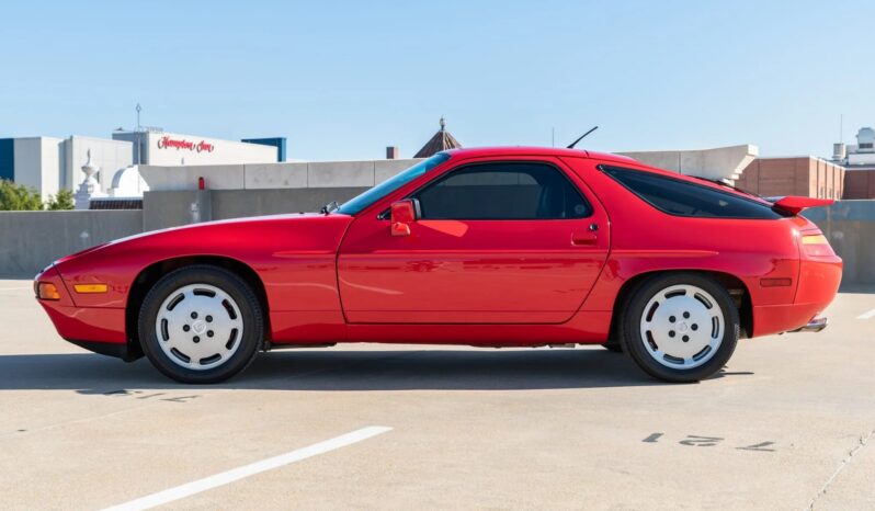 
								1989 Porsche 928 S4 full									