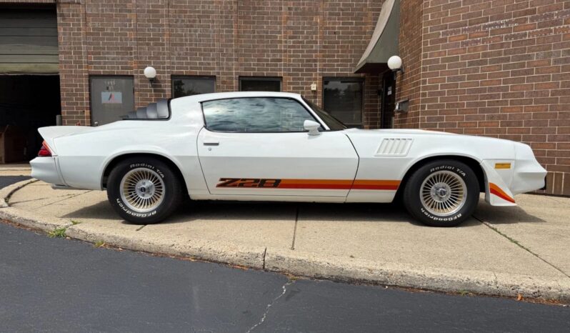 
								1979 Chevrolet Camaro Z28 4spd full									