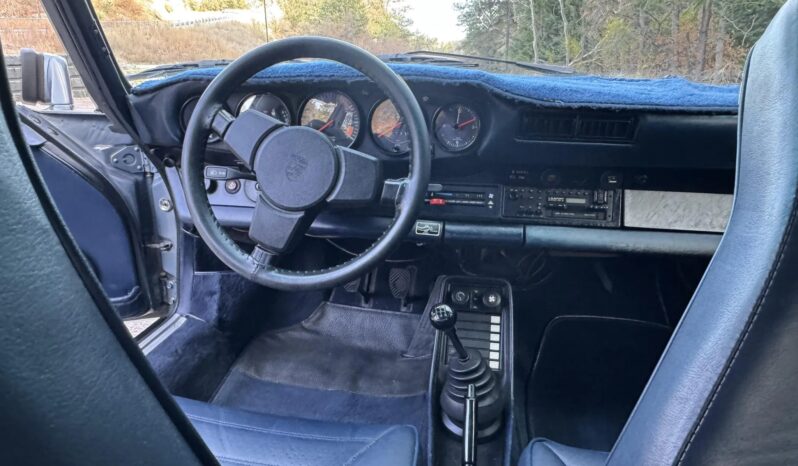 
								1983 Porsche 911SC Coupe full									