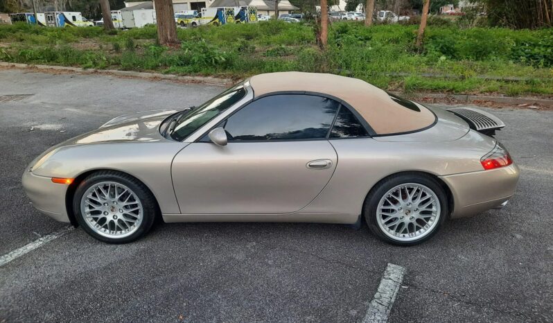 
								2000 Porsche 911 Carrera Cabriolet 6-Speed full									
