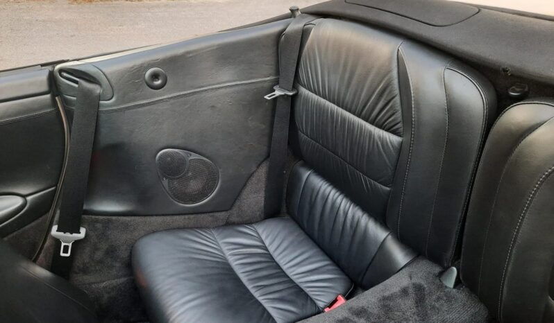 
								2000 Porsche 911 Carrera Cabriolet 6-Speed full									