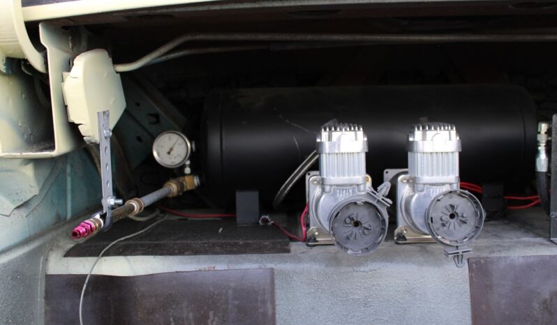 
								1960 Chevrolet Bel Air 150 210 Automatic full									