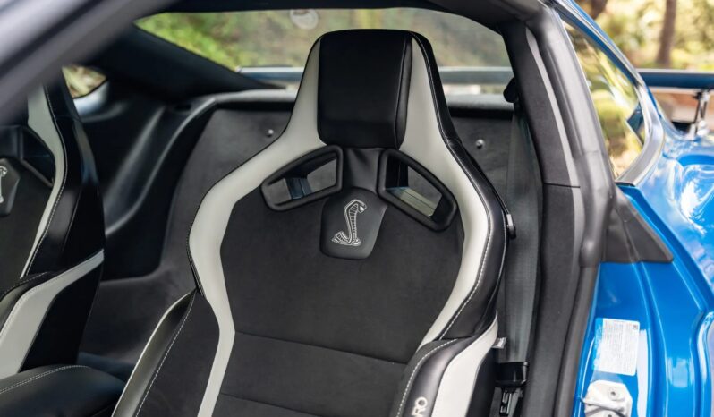 
								2021 Ford Mustang Shelby GT500 Carbon Fiber full									