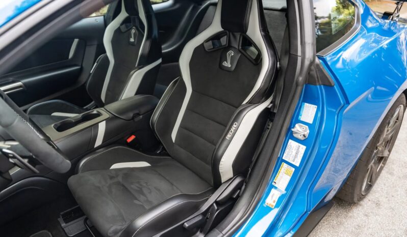 
								2021 Ford Mustang Shelby GT500 Carbon Fiber full									