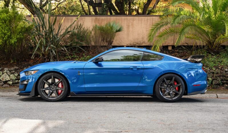 
								2021 Ford Mustang Shelby GT500 Carbon Fiber full									