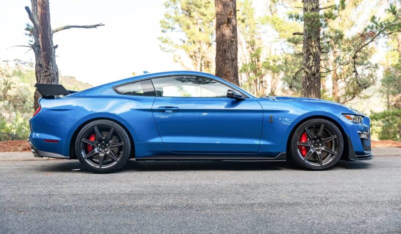 
								2021 Ford Mustang Shelby GT500 Carbon Fiber full									