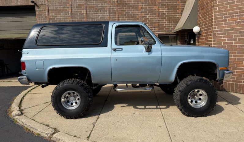 
								1989 Chevrolet Blazer 4X4 AC full									