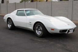 
										1975 Chevrolet Corvette L-48 White full									