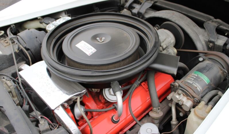 
								1975 Chevrolet Corvette L-48 White full									