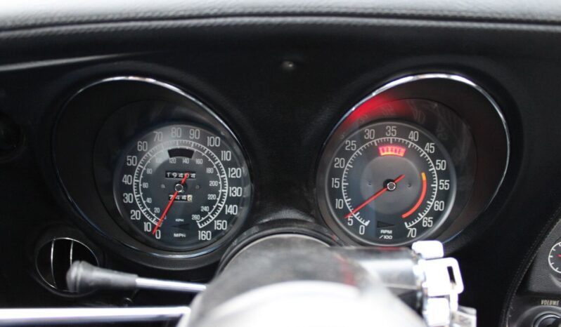 
								1975 Chevrolet Corvette L-48 White full									