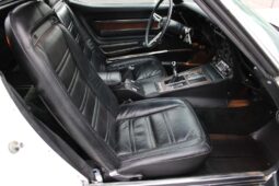 
										1975 Chevrolet Corvette L-48 White full									