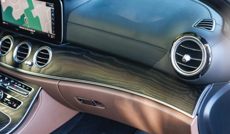 
								2019 Mercedes-AMG E63 S 4MATIC Wagon full									