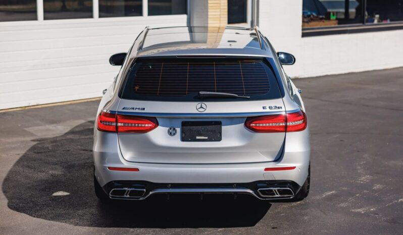 
								2019 Mercedes-AMG E63 S 4MATIC Wagon full									