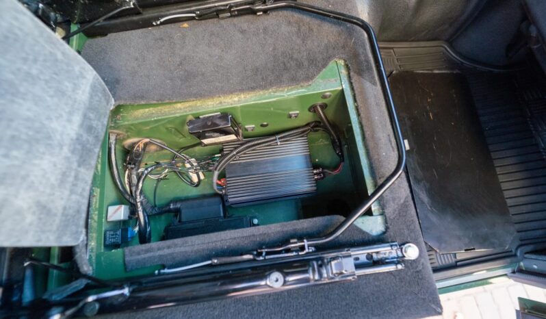 
								1995 Land Rover Defender 90 NAS 5-Speed full									