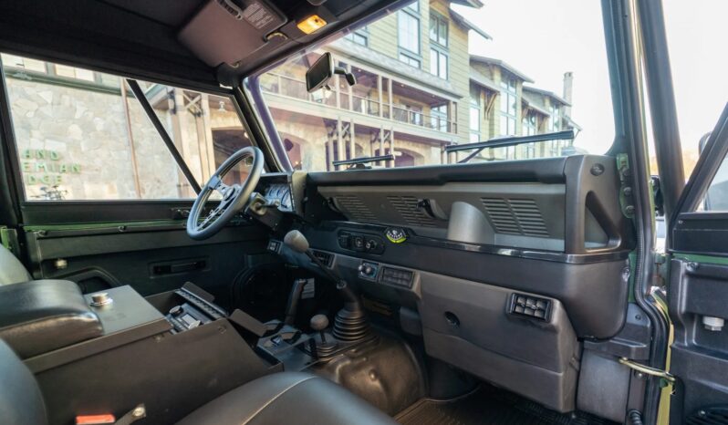 
								1995 Land Rover Defender 90 NAS 5-Speed full									