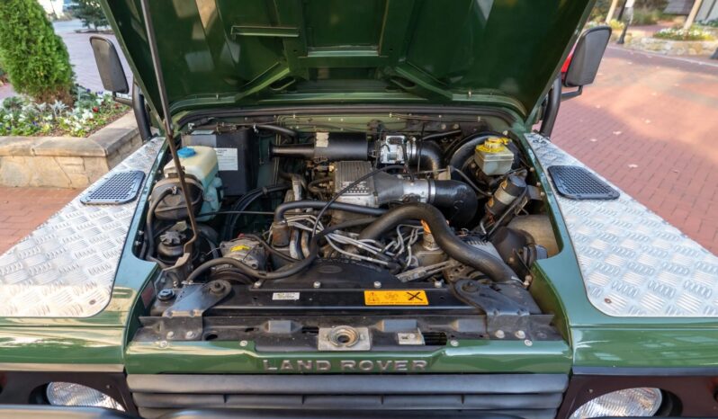 
								1995 Land Rover Defender 90 NAS 5-Speed full									