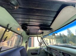 
										1972 Ford F-100 Custom 4×4 4-Speed full									