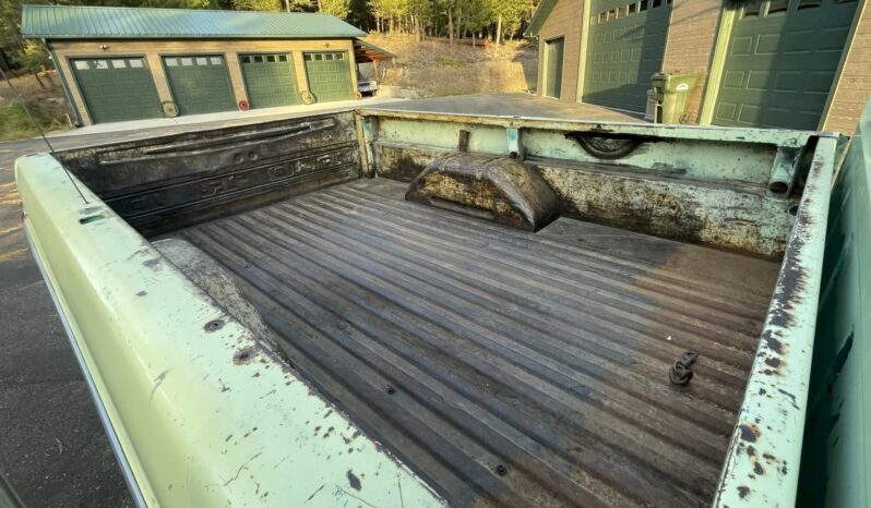 
								1972 Ford F-100 Custom 4×4 4-Speed full									