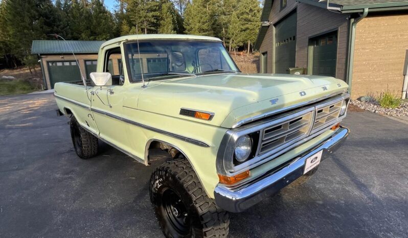 
								1972 Ford F-100 Custom 4×4 4-Speed full									