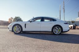 										2022 Porsche Panamera 4S E-Hybrid full									