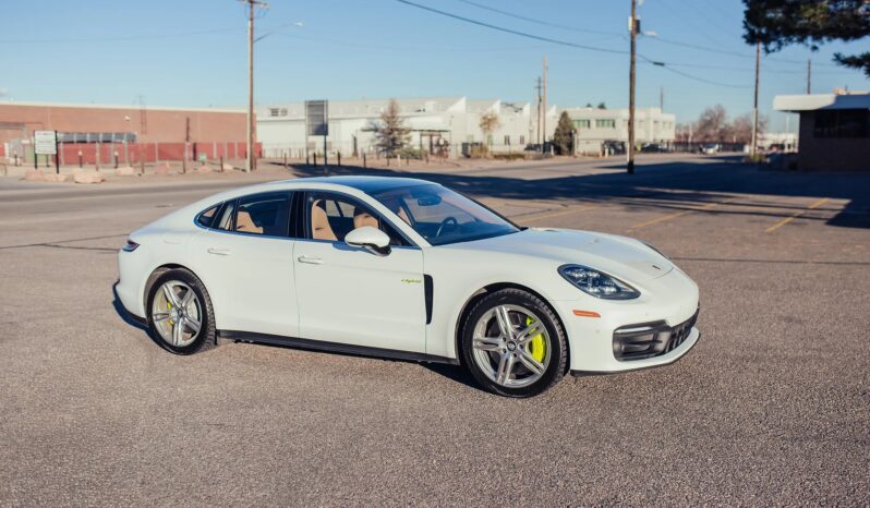 								2022 Porsche Panamera 4S E-Hybrid full									